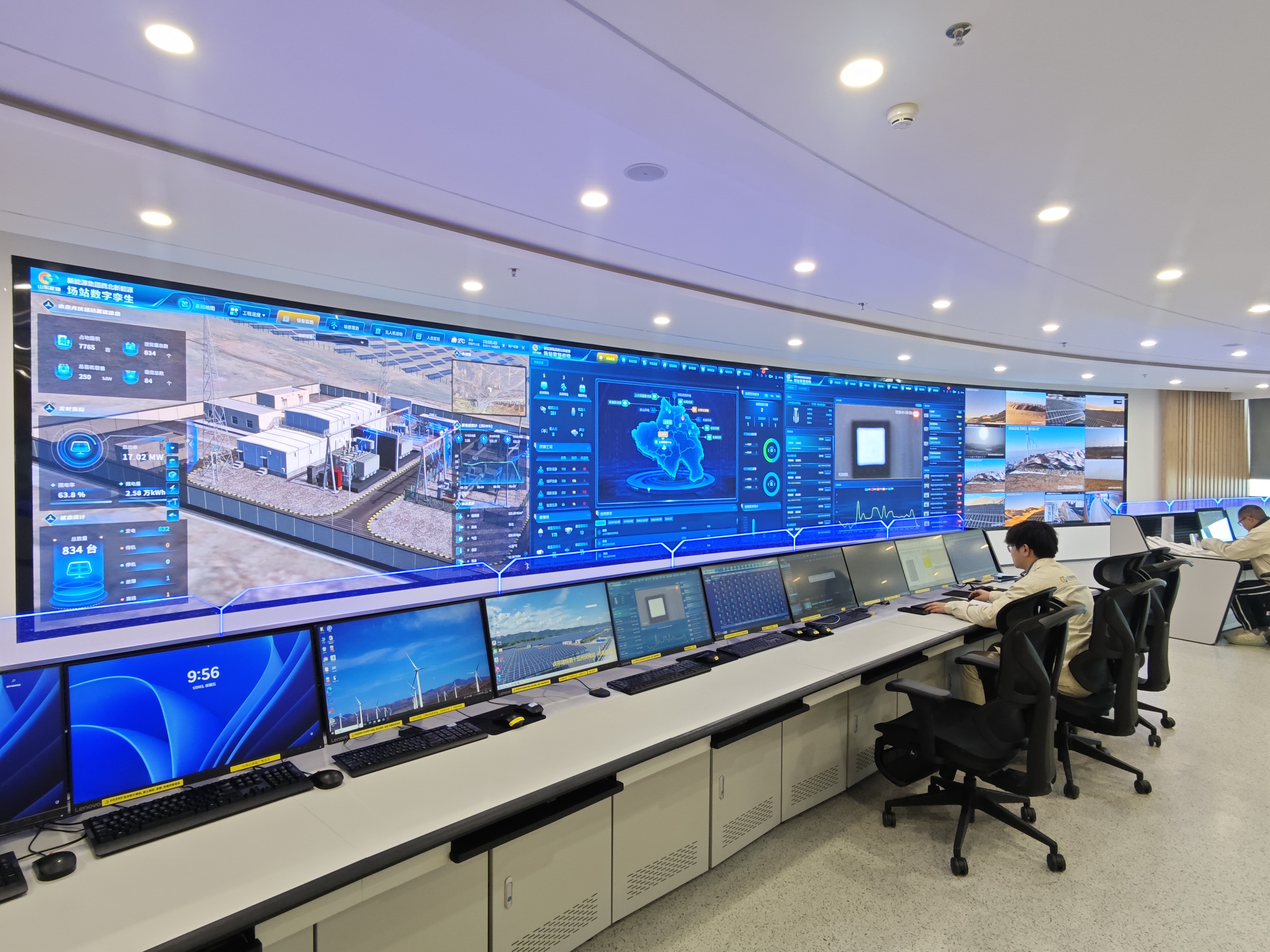 从“人巡”到“智巡”！新能源场站智慧巡检系统成功投运新闻封面图